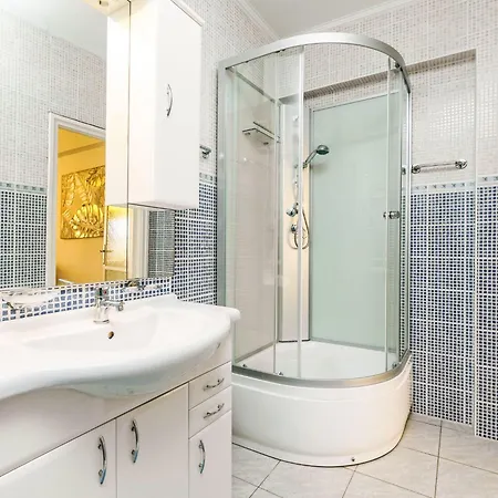 Zamia 1 By Interhome *